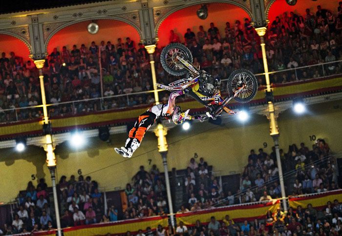 Ο Sherwood προηγείται  στο πρωτάθλημα με 230 βαθμούς, δεύτερος ακολουθεί ο Χιλιανός Javier Villegas με 150 βαθμούς.